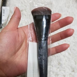 bareMinerals Makeup - Bare Minerals luxe performance brush bareMinerals Makeup - Bare Minerals luxe performance brush